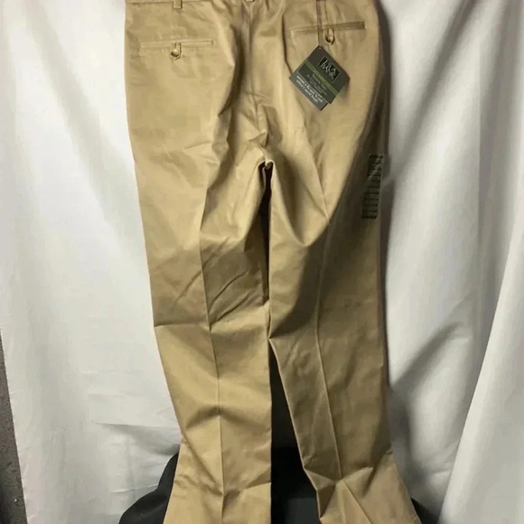NWT JOS.A.BANK TRAVELERS COLLECTION MENS TAN PLEATED FRONT KHACKI PANTS 35Wx 32L - Picture 13 of 14